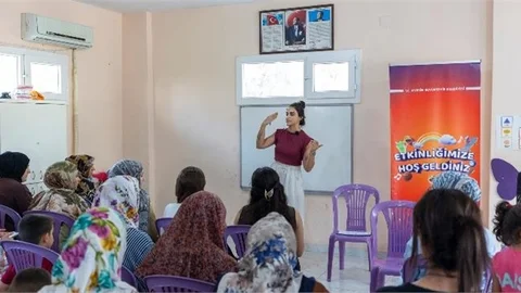 BÜYÜKŞEHİR’DEN ERKEN YAŞTA EVLİLİĞE KARŞI FARKINDALIK EĞİTİMİ