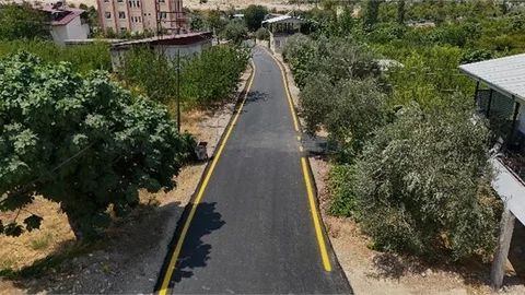 BÜYÜKŞEHİR EKİPLERİ GÜLNAR’A EN GÜZEL YOLLARI ULAŞTIRIYOR