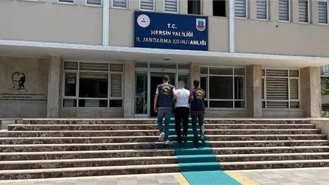 "Jandarmadan FETÖ Terör Örgütüne Operasyon : 1 Tutuklama""