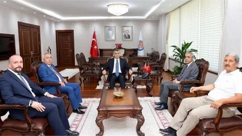 Başkan Sarı, Vali Toros'u Ziyaret Etti