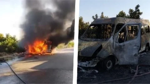 Mersin'de Yolcu Taşıma Minibüsü Yangını!