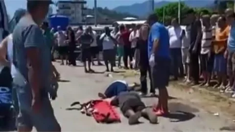 Tüfekle Eşini Öldürdü, Sonra Kendi İntihar Etti