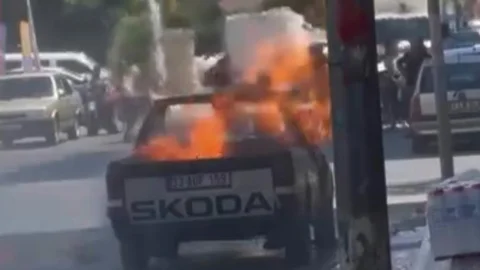 Mersin'de 1 Araç Patladı, Diğer Lpg'li Araç Ise Alev Aldı