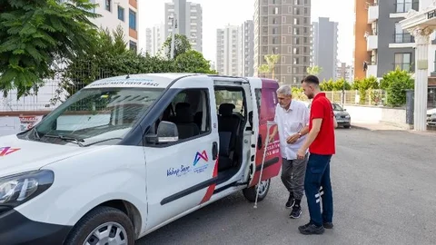 Büyükşehir Onkoloji Hastalarına Ücretsiz Servis Hizmeti Veriyor