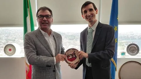 Tarsus TSO Başkanı Koçak, İzmir İtalya Konsolosu Bianchi İle Görüştü