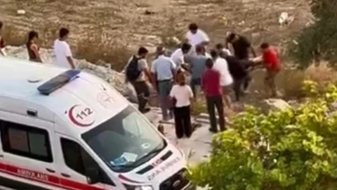 Feci Kaza: Araç Yoldan Çıktı, 1 Kişi Ağır Yaralandı