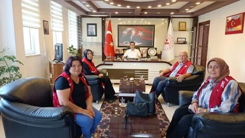 Mersin Anamur Kızılay'ından Kaymakam Topsakaloğlu'na Ziyaret