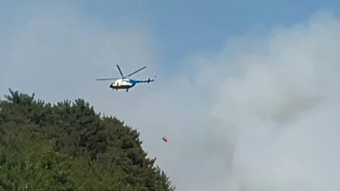 Yanan Araçtan Ormana Sıçrayan Yangına Havadan Müdahale Ediliyor