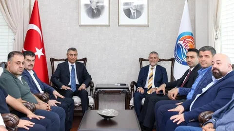 Mersin Milletvekili Nebati, Vali Toros'u Ziyaret Etti