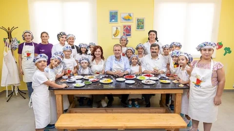 Başkan Vahap Seçer ve Meral Seçer'den Toroslar Spor Park ve Çocuk Kampüsüne Ziyaret