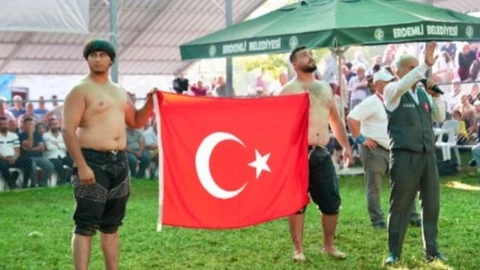 Torosların Zirvesinde Zafer Coşkusuyla Güreştiler