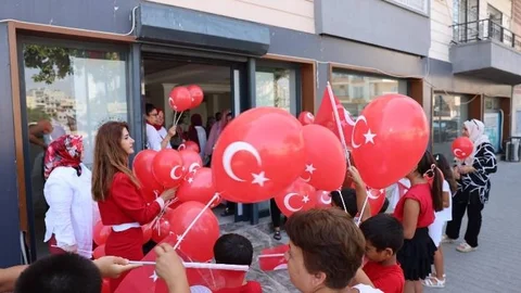 Akdeniz'de Mahalle Kültür Evlerimizde 30 Ağustos Coşkusu