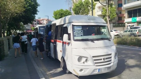 Yeni Eğitim Dönemi Hareketliliğiyle Birlikte Büyükşehir Zabıtası Toplu Taşıma Araçlarında Denetimlerini Sıklaştırdı