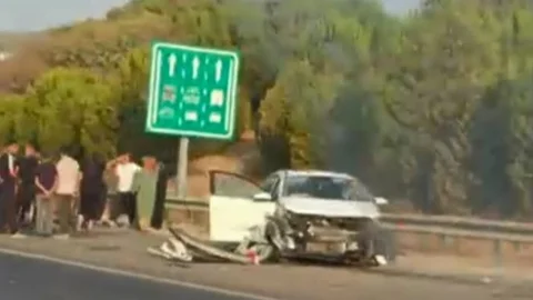 Mersin Erdemli Otoyolunda Kaza: Yolun Bir Şeridi Trafiğe Kapandı