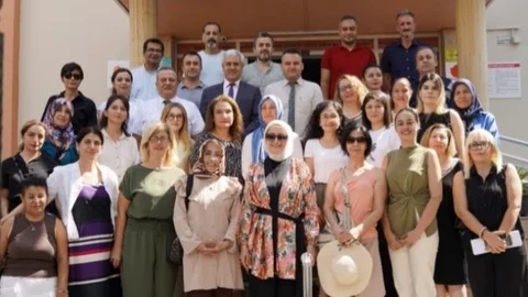 Milli Eğitim Bakanı Yusuf Tekin, 2025 Eylül Dönemi Mesleki Çalışmalar Kapsamında Öğretmenlerle Çevrim İçi Bir Toplantı Gerçekleştirdi