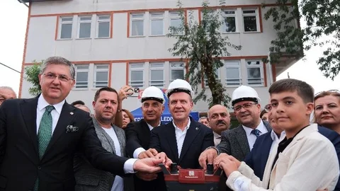 TBB Başkan Vekili Seçer, Kocaeli’ye Giderek Çeşitli Ziyaretlerde Bulundu, Temel Atma ve Açılış Törenlerine Katıldı