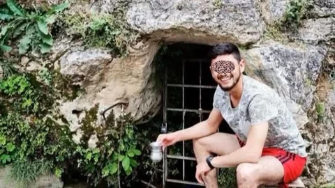 25 Yaşındaki Genç Yaşamına Son Verdi