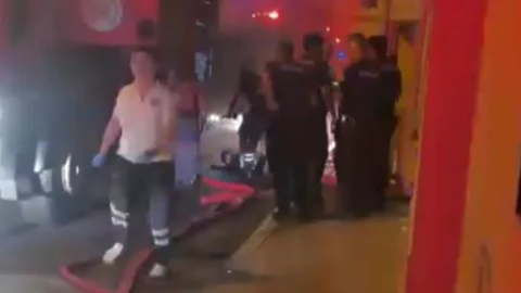 Mersin'de Evini Ateşe Vererek, İntihar Etmek İstedi