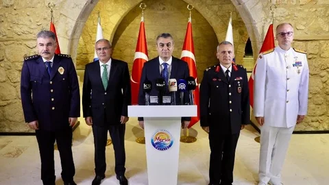 Mersin Valisi Toros, "Devletimizin İradesi, Milletimizin Huzuru İçin Mücadele Veriyoruz"