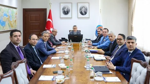 Mersin Valisi Toros, Koordinasyon Toplantısı Gerçekleştirdi