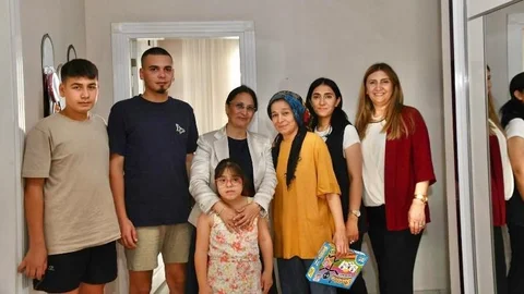 Mersin Valisi Atilla Toros’un Eşi Dudu İrem Toros, Anamur'da