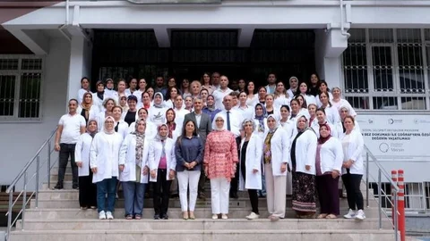 Dudu İrem Toros, Mersin Olgunlaşma Enstitüsü’nü Ziyaret Etti