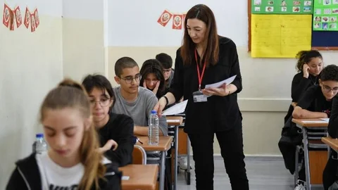 Öğretmenlerin Gözü Bu Haberde: Eğitim Ödeneği Ne Zaman Yatacak?