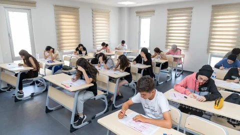 Çamlıyayla'da Lise ve Üniversiteye Hazırlık Kursu Kayıtları Başladı