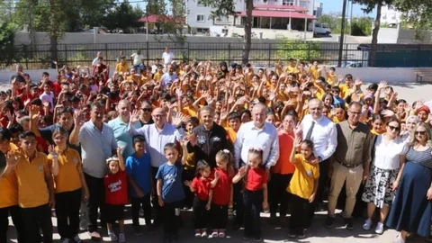 Türkiye'nin İlk Astronotu Alper Gezeravcı, Erdemli'de Öğrencilerle Biraraya Geldi