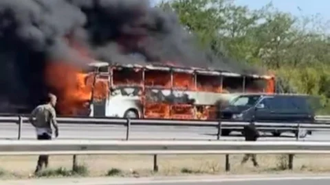 Tarsus- Pozantı Otoyolunda Otobüs Yangını