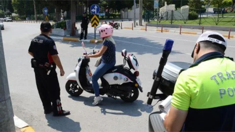 Motosiklet ve Motorlu Bisiklet Sürücüleri Dikkat: Ödemeyen Trafiğe Çıkamayacak!