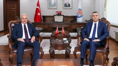 Vali Toros’u, Aksaray Valisi Kumbuzoğlu Ziyaret Etti