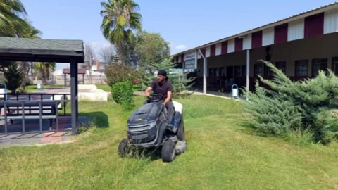 Akdeniz’in Park ve Yeşil Alanları Yenileniyor