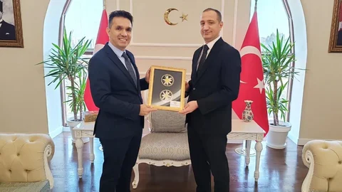 Kaymakam Akyüz, Başkonsolos Çağatay İle Görüştü