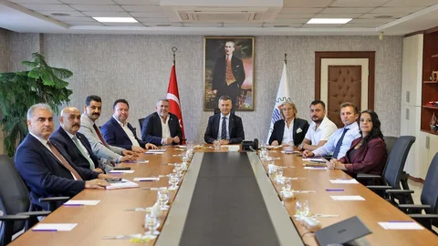 MHP Heyetinden, Mersin TSO Yönetimine Ziyaret