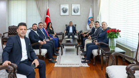Mersin Valisi Toros, Mersin İdmanyurdu Yönetimi Ile Görüştü