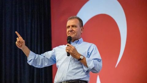 Başkan Seçer, CHP’nin Erdemli İlçe Kongresi’ne Katıldı