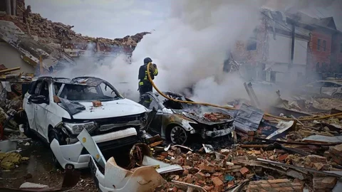 Sakarya'dan Kiev'e giden tır sürücüsü bombardımanda hayatını kaybetti