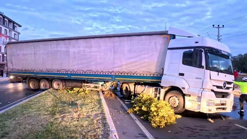 Aksaray'da Tır Kazası