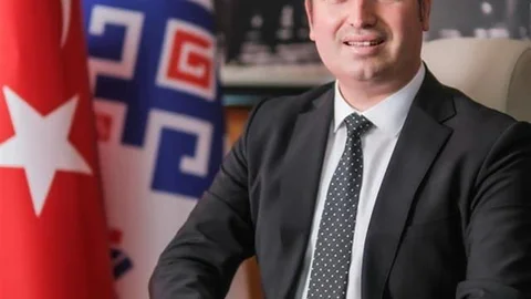 Balıkesir'de Tayfun Canlı, Balıkesirspor’a destek vermeye devam edeceğini açıkladı.