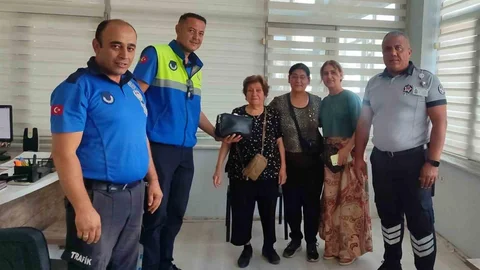 Manisa’da Çanta Bulundu