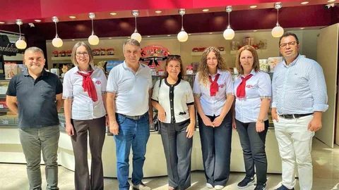 Bozüyük'te yeni mağaza açılışı