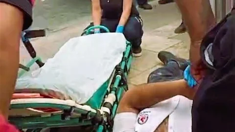 Pamukkale'de otobüs şoförü yere yığıldı