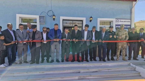 Kars'ta Köy Camisi İbadete Girdi