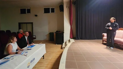 Kocaeli Gölcük'te Gençler Konservatuvar Sınavında Yeteneklerini Gösterdi