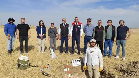 Uşak'ta tarımsal büyüme projesi kapsamında arazi çalışmaları gerçekleştirildi.