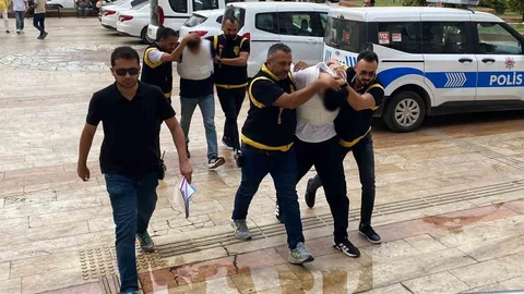 Aydın'da silahlı kavga şüphelileri çelik yelekle adliyeye gönderildi