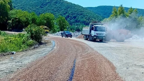 Sinop'ta grup yollarında asfaltlama çalışmaları tamamlandı