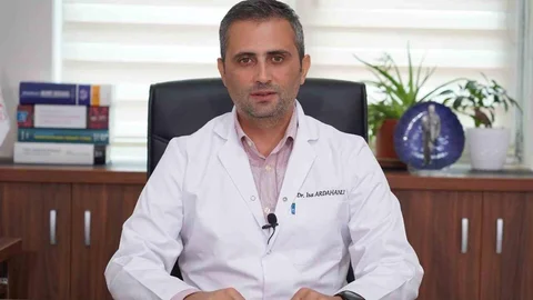 Bilecik'te kardiyoloji uzmanı Doç. Dr. İsa Ardahanlı, kalp ve damar hastalıklarının Türkiye'de ölümlerin başlıca nedenlerinden biri olduğunu vurguladı.