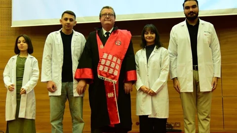 Kastamonu Üniversitesi'nde beyaz önlük giyme töreni gerçekleştirildi